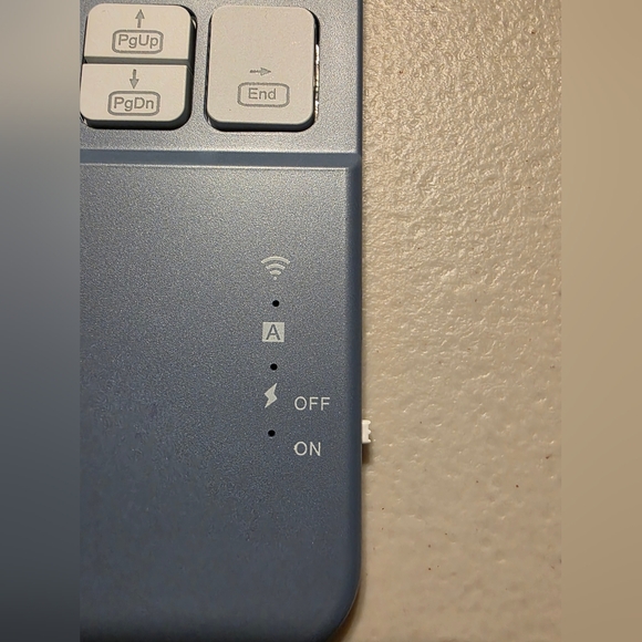 Touch Pad, Brand Unknown, NWOT, Wireless Compatible, Grey/White - Picture 5 of 12